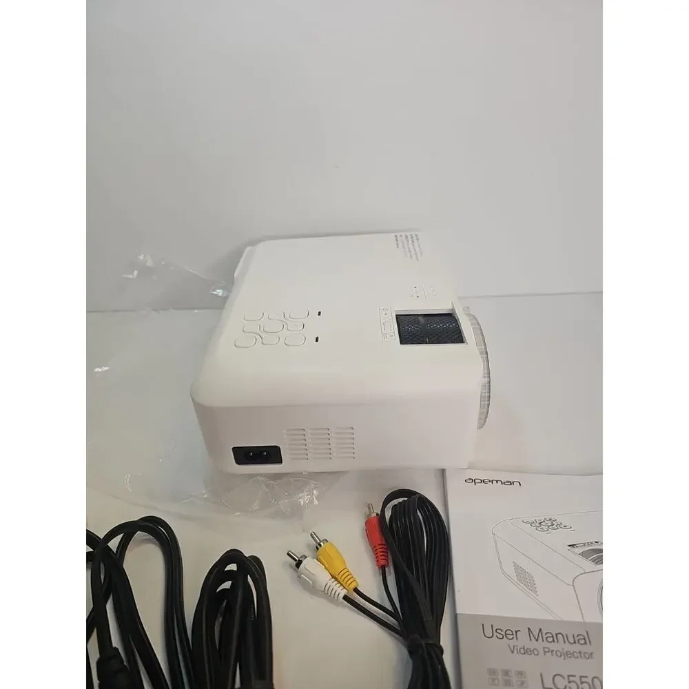 APEMAN LC550 Mini Video Projector 1280X720P LCD *NO BOX COMPLETE*